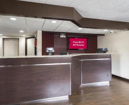 Red Roof Inn Chicago-OHare Airport/Arlington Heights - image 8